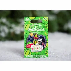 Disney Pin - Mickey's Very Merry Christmas Party - Limited Edition Mickey Mouse