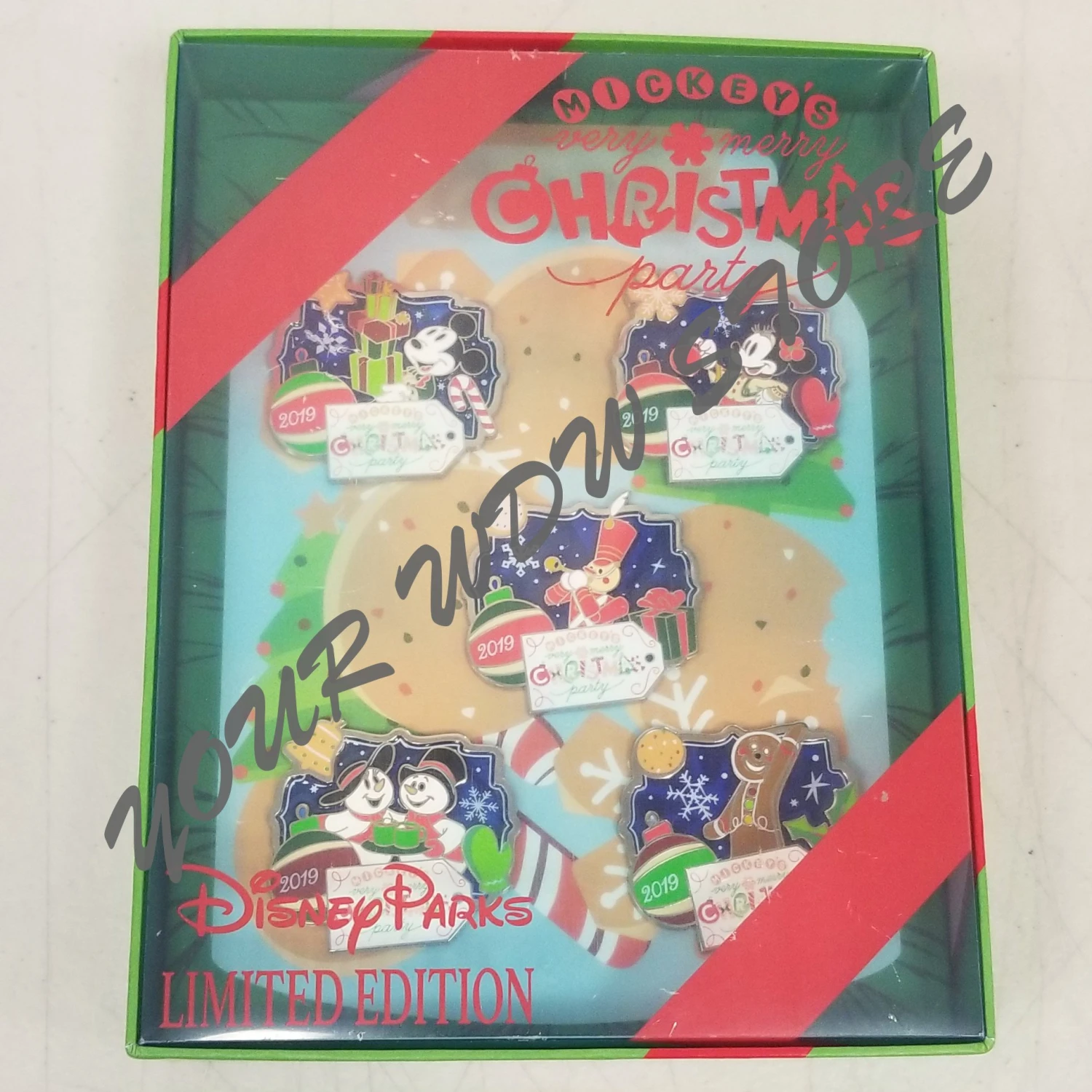 Disney Very Merry Christmas Party Pin Set - 2019 Boxed Pin Set 1 Disney Very Merry Christmas Party Pin Set - 2019 Boxed Pin Set